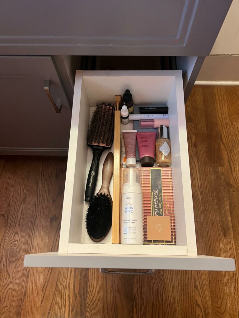 New ideas for bathroom drawers @eightdayshomeorganization