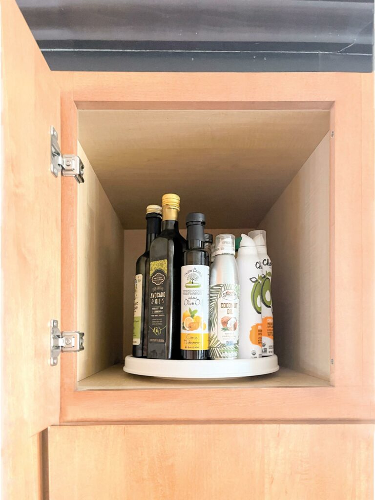 Use a turntable for oil and vinegar @eightdayshomeorganization