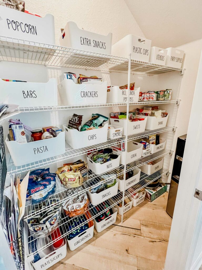 Explore cost effective containers @simplyorganizedbymelanie